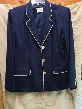 Vintage Talbots Linen Blend Navy Blazer with White Piping Women's Size 12